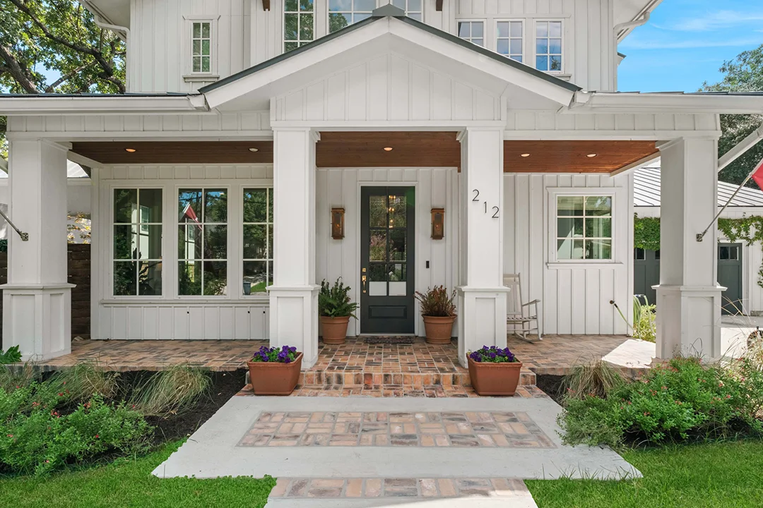 Terrell Hills - front exterior with covered porch